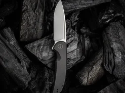 Online WE Knife Beacon Titanium Black