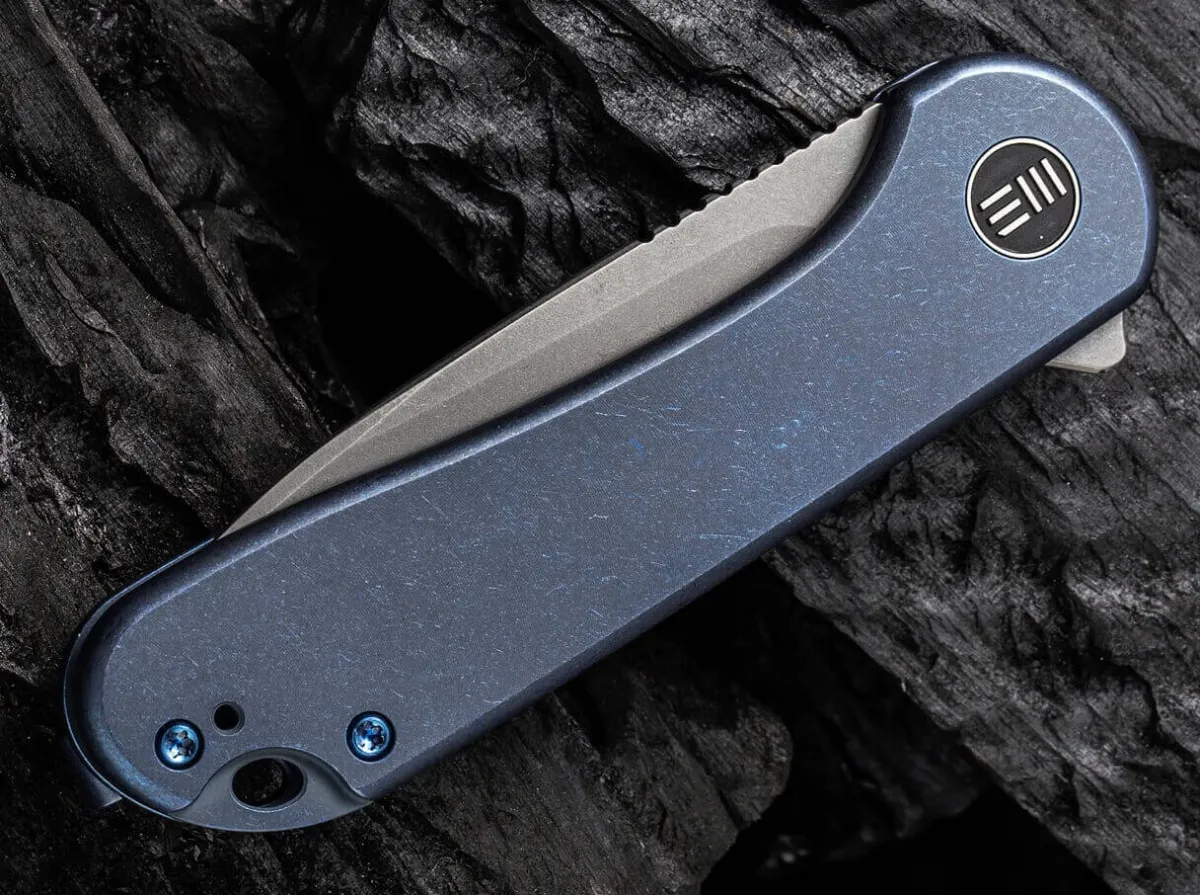 Online WE Knife Elementum Titanium Blue