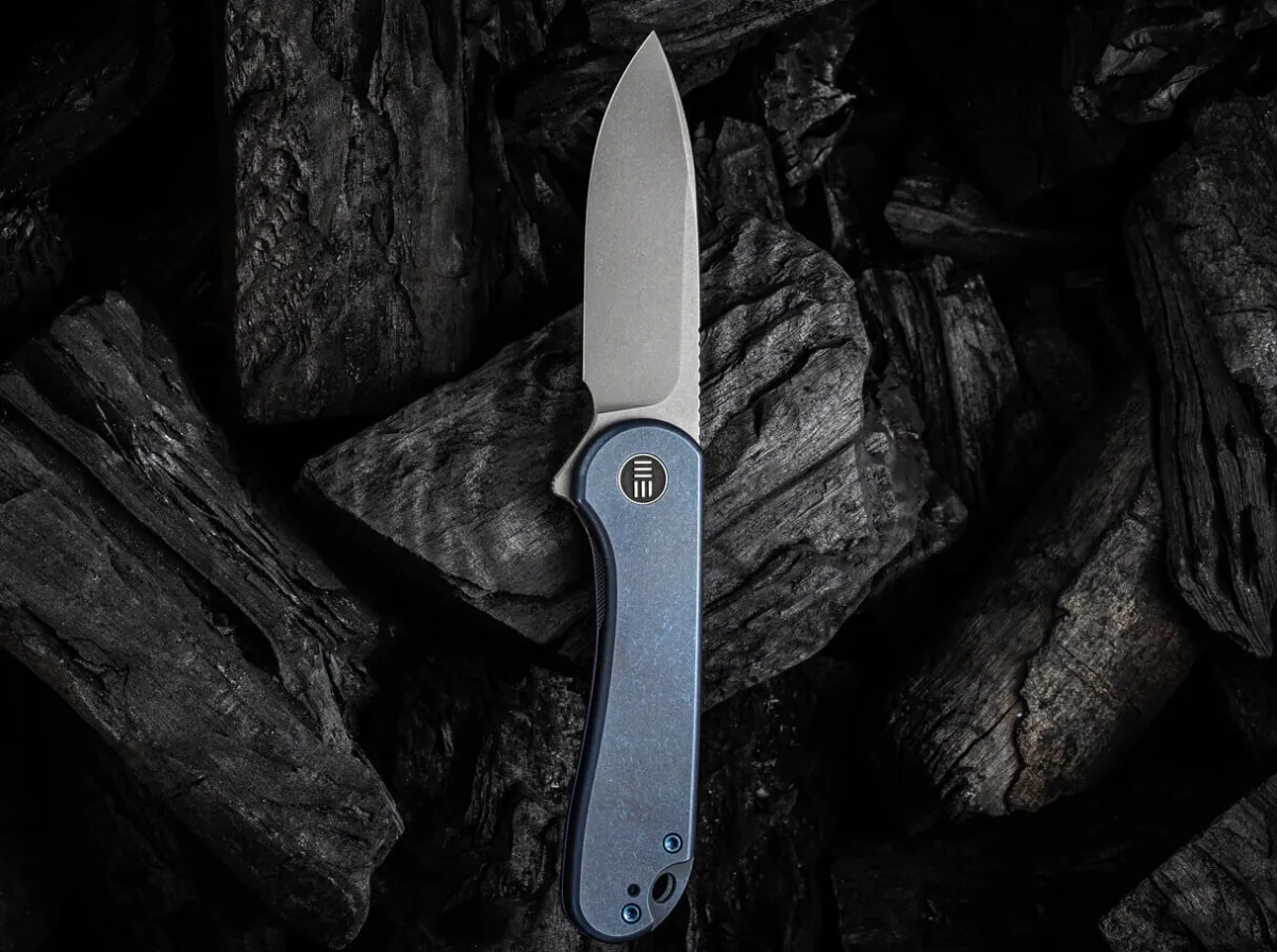 Online WE Knife Elementum Titanium Blue