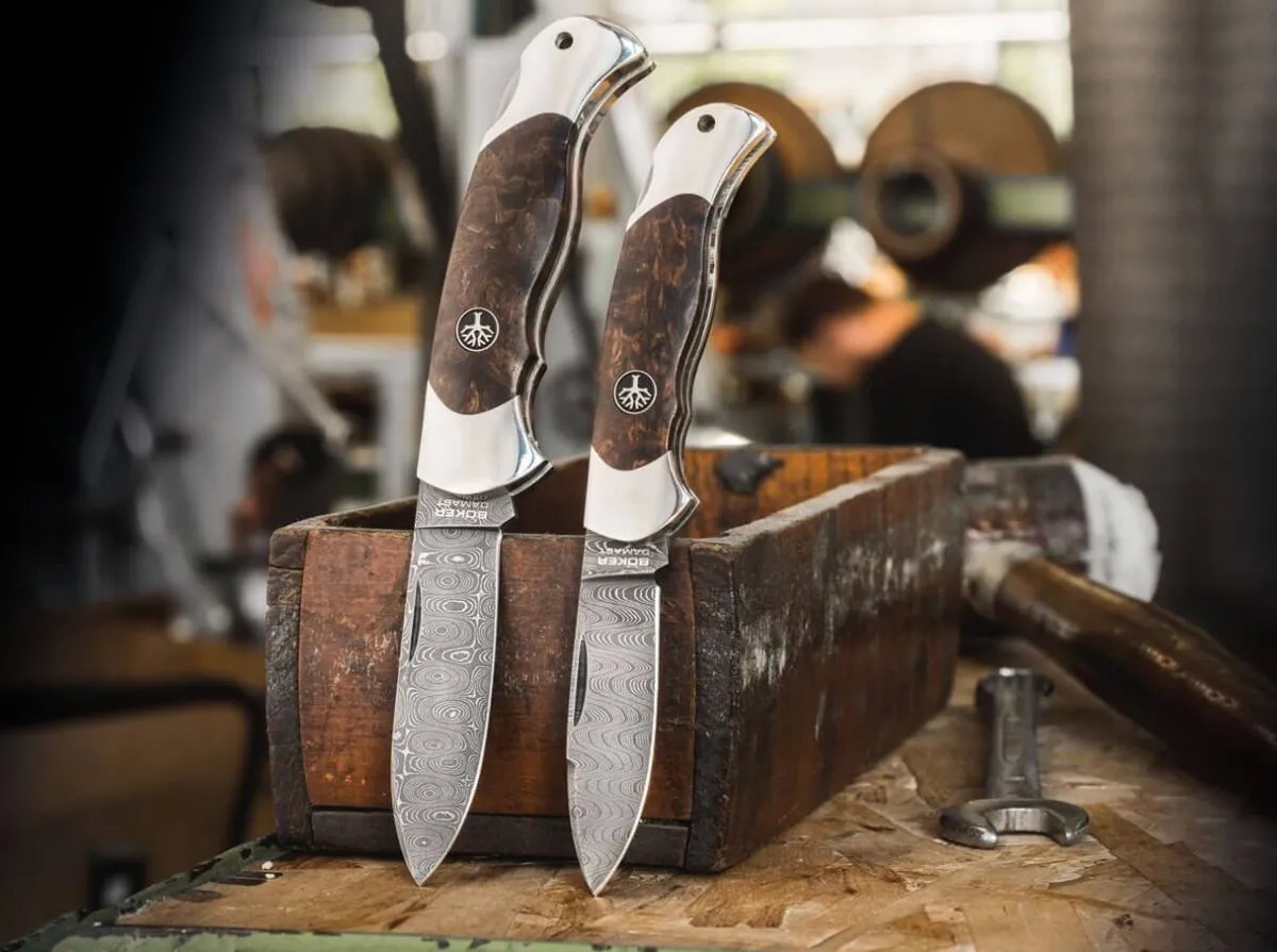 Sale Böker Manufaktur Solingen Junior Scout Spearpoint Curly Birch Damascus