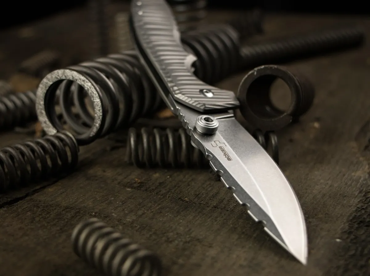 Hot Böker Plus Sulaco Titanium